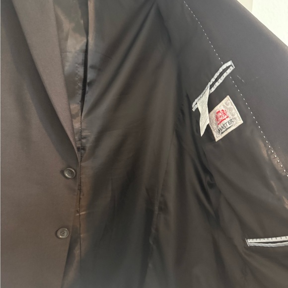 Men suit - Picture 9 of 16